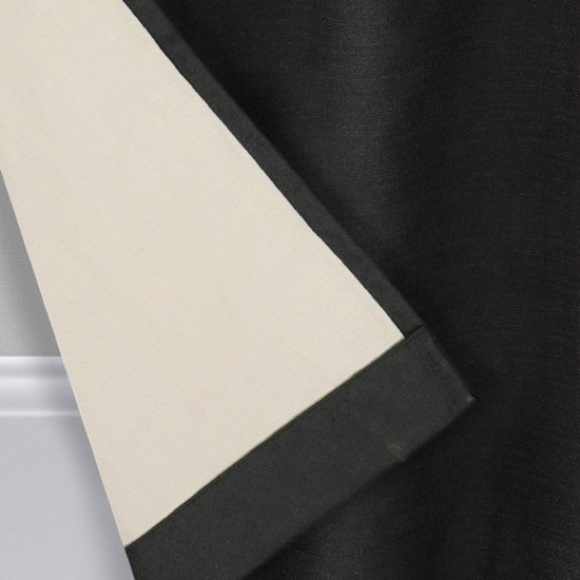 Black Curtain Thermal Panel, Preloved in great condition, - Picture 2 of 3